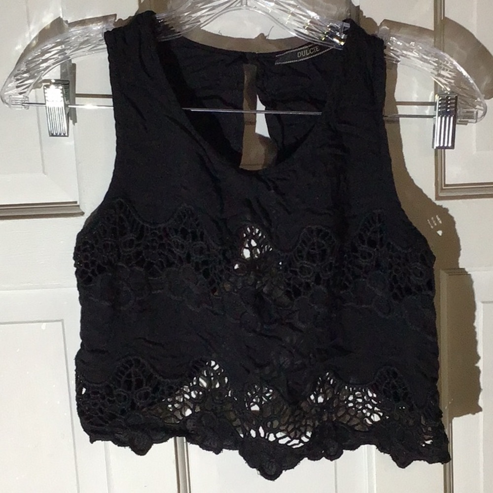 DULCIE EMBROIDERY TOP
